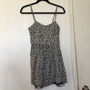 Vintage floral dress 🌸✨